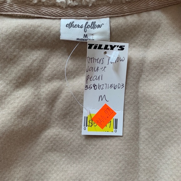 Jacket - Picture 3 of 3